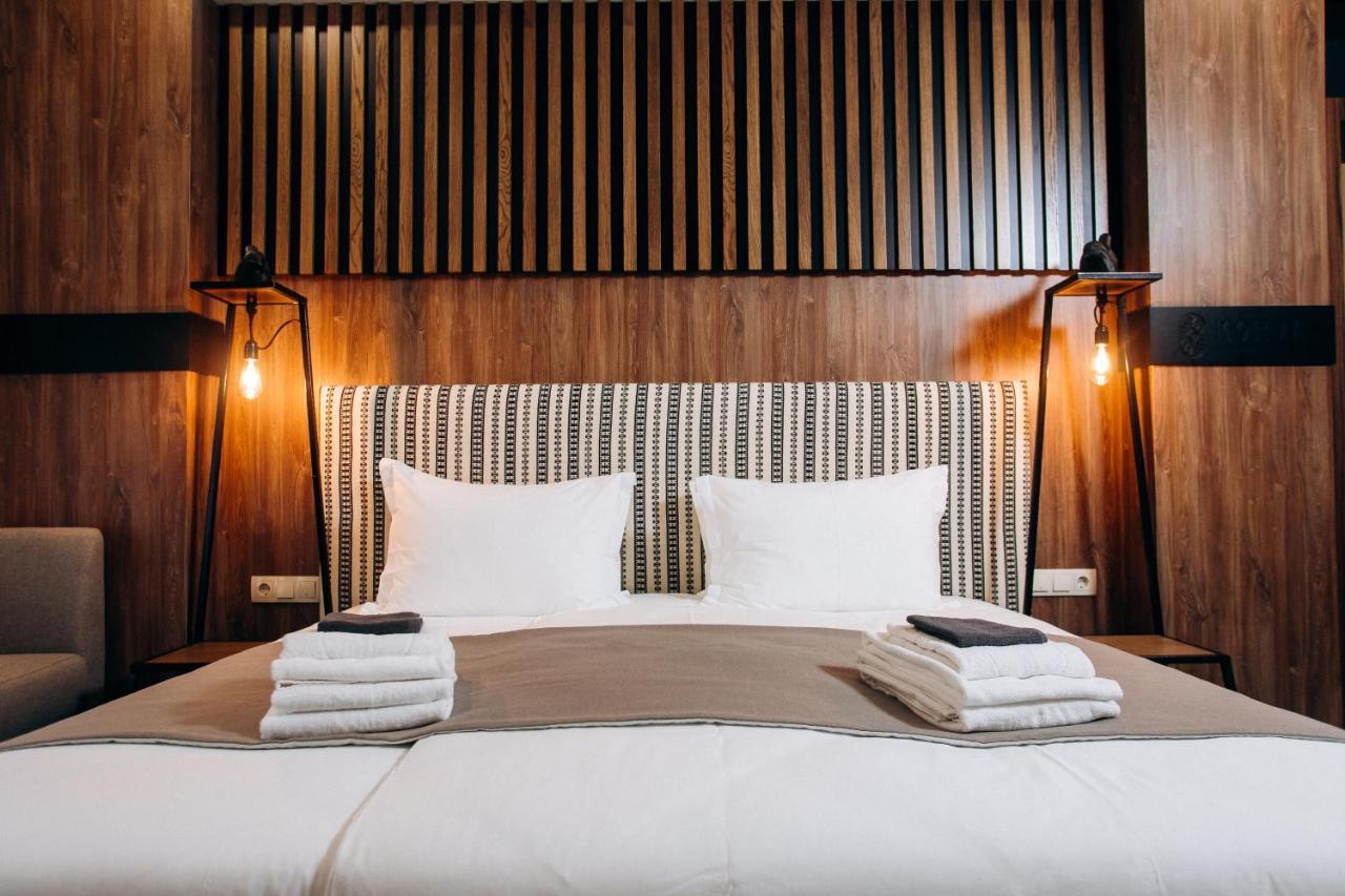 Stanislavsky Hotel Group 亚列姆切 外观 照片