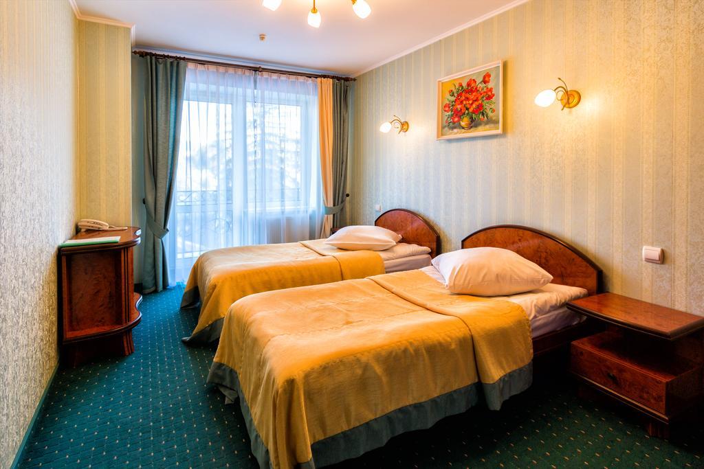 Stanislavsky Hotel Group 亚列姆切 外观 照片