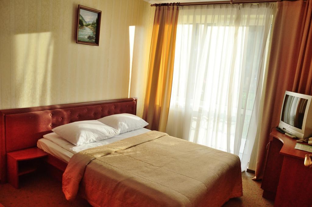 Stanislavsky Hotel Group 亚列姆切 外观 照片